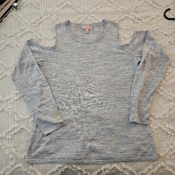 Lilly Pulitzer Lyon Cold Shoulder Knit Sweater Size Medium Light Blue - Picture 2 of 8